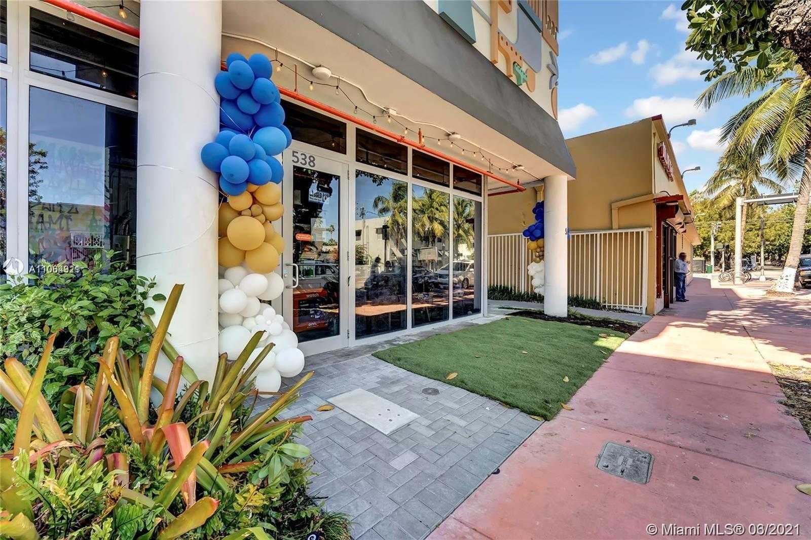 Small Image of 538 MERIDIAN AVE, Miami Beach Number 27