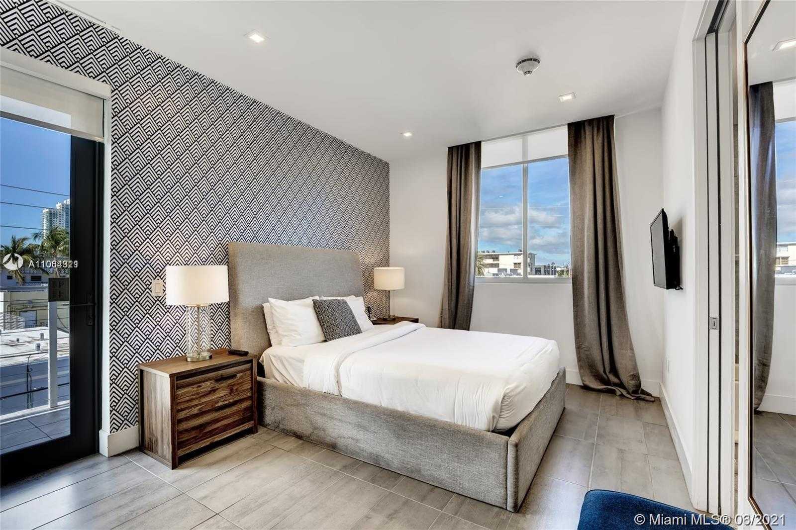 Small Image of 538 MERIDIAN AVE, Miami Beach Number 8