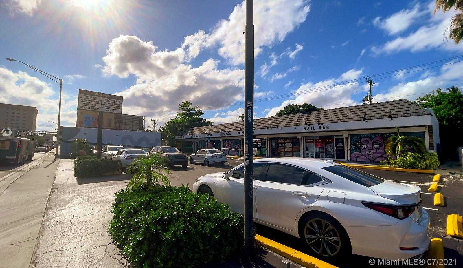 Small Image of 717 NORTH EAST 79TH ST, Miami Number 8