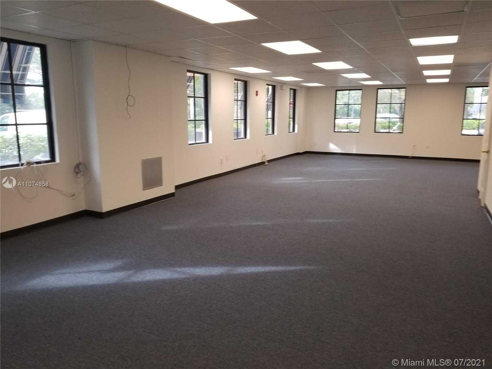 Small Image of 7501 WILES RD #101, Coral Springs Number 4