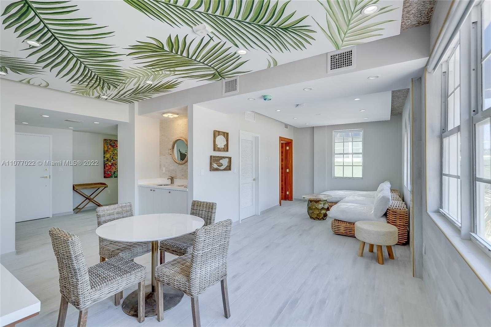 Small Image of 820 OCEAN DR, Miami Beach Number 20