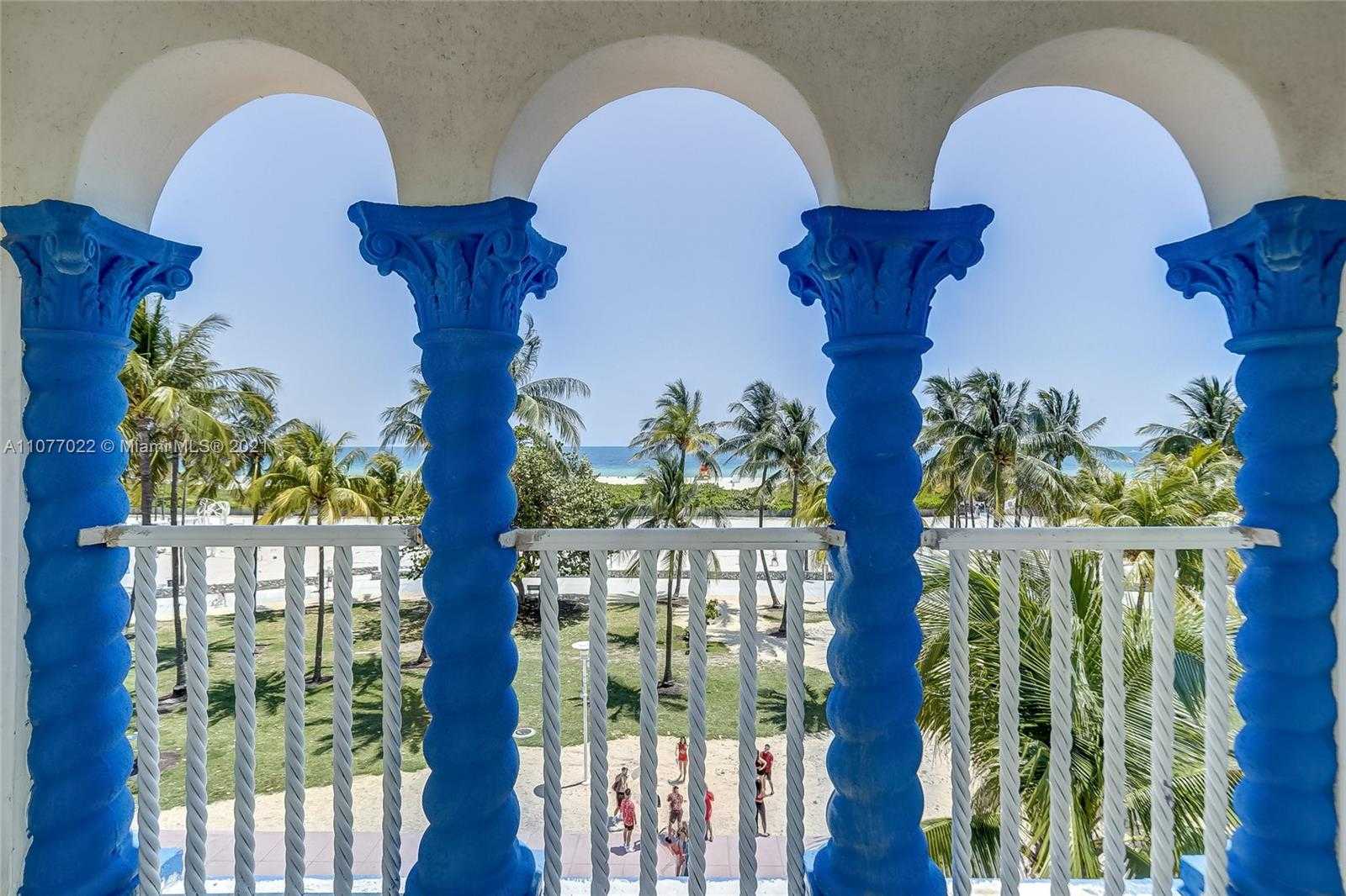 Small Image of 820 OCEAN DR, Miami Beach Number 28