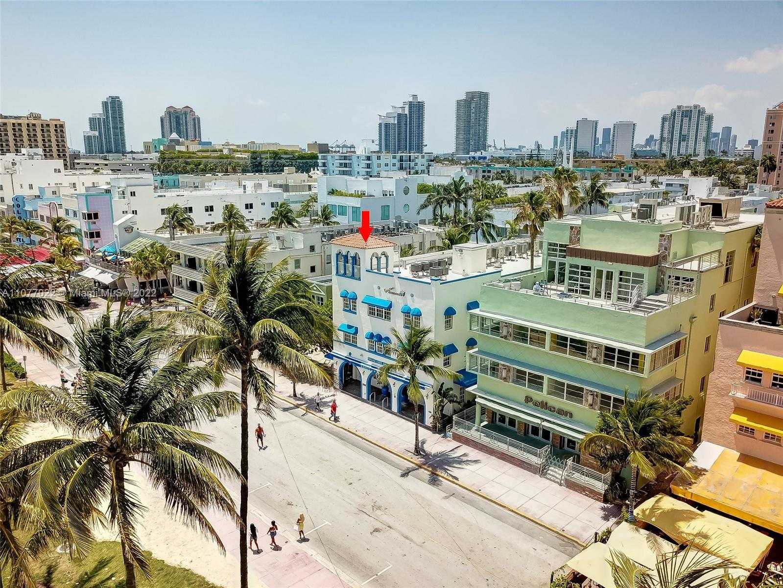 Small Image of 820 OCEAN DR, Miami Beach Number 31