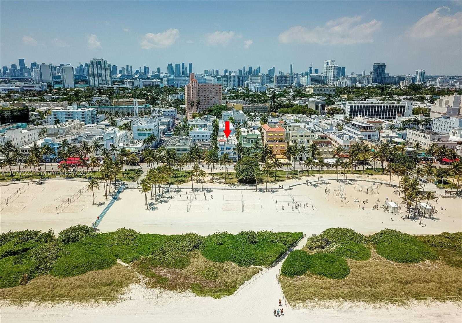 Small Image of 820 OCEAN DR, Miami Beach Number 37
