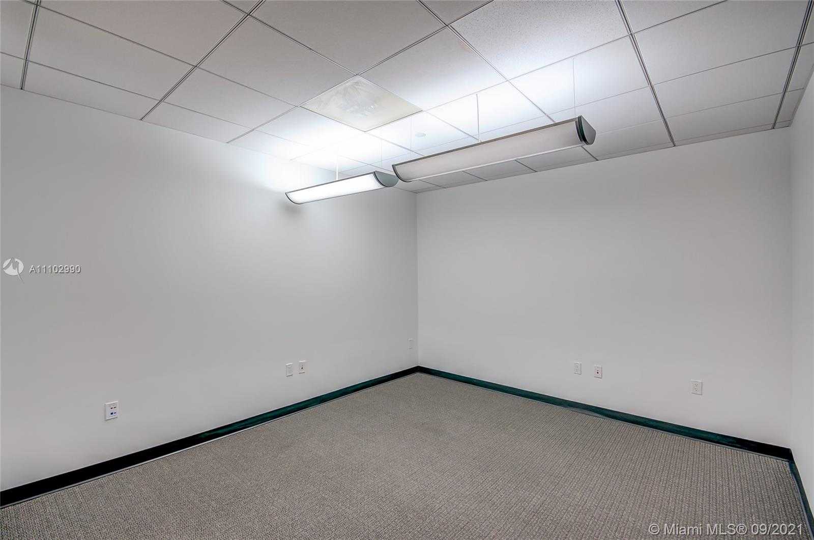 Small Image of 1000 BRICKELL AVE #2D, Miami Number 18