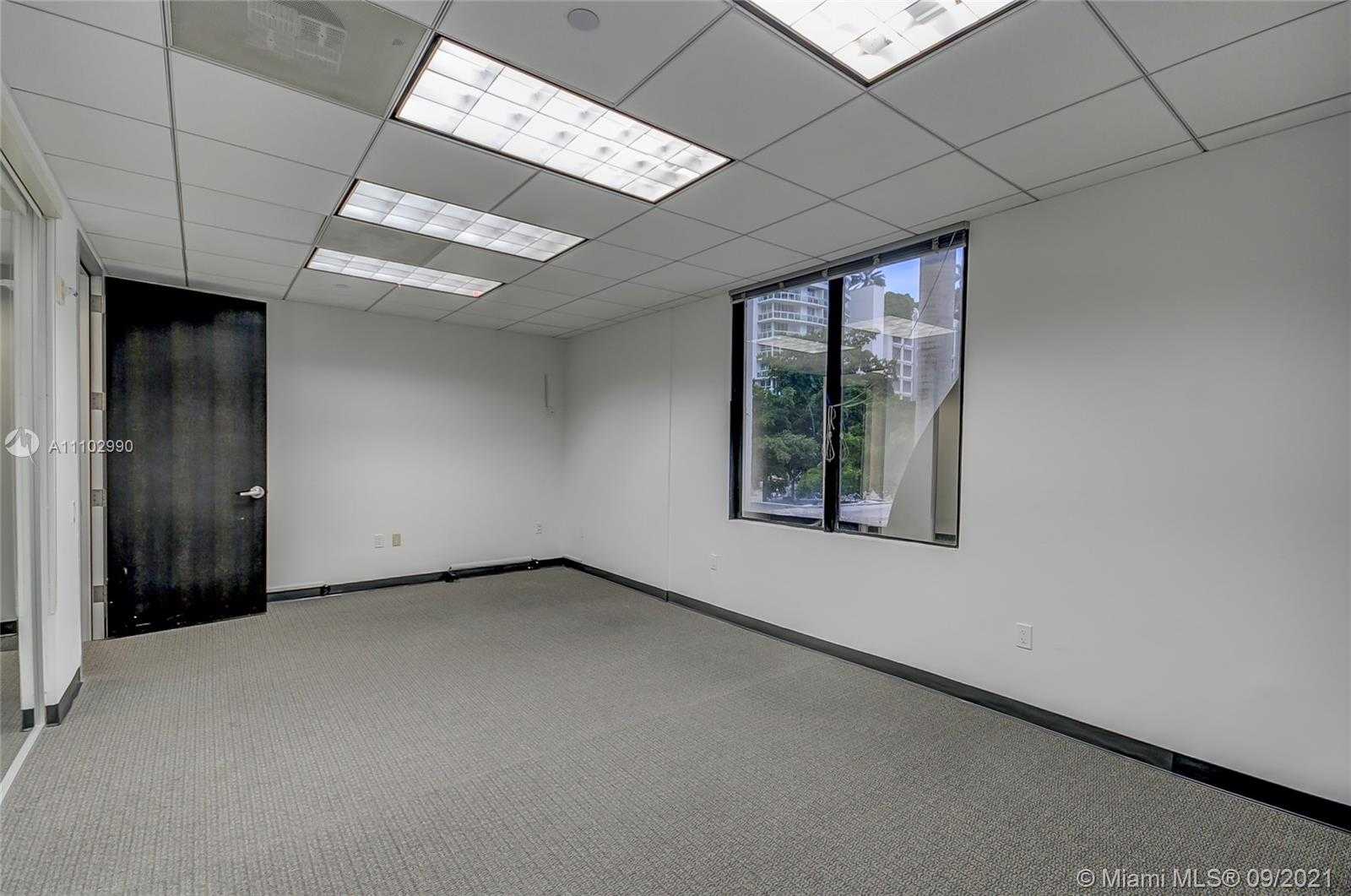 Small Image of 1000 BRICKELL AVE #2D, Miami Number 21