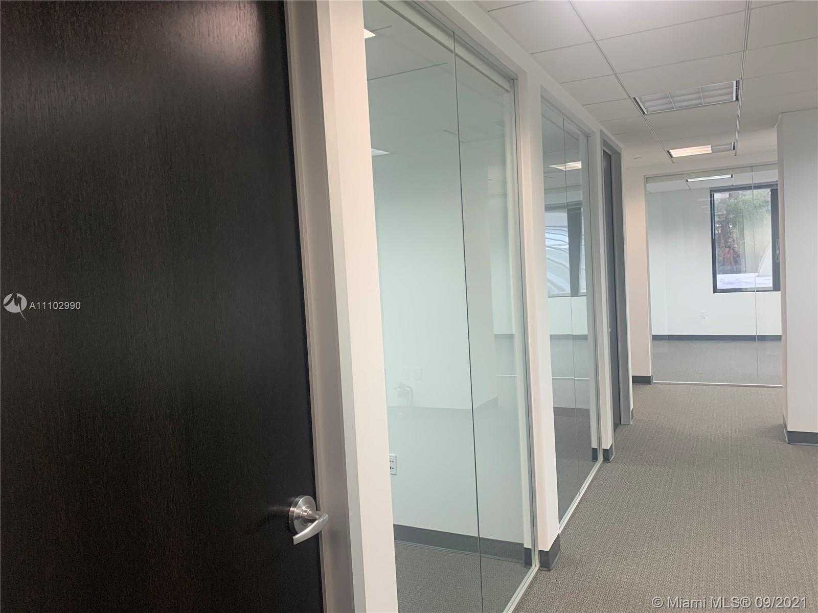 Small Image of 1000 BRICKELL AVE #2D, Miami Number 23