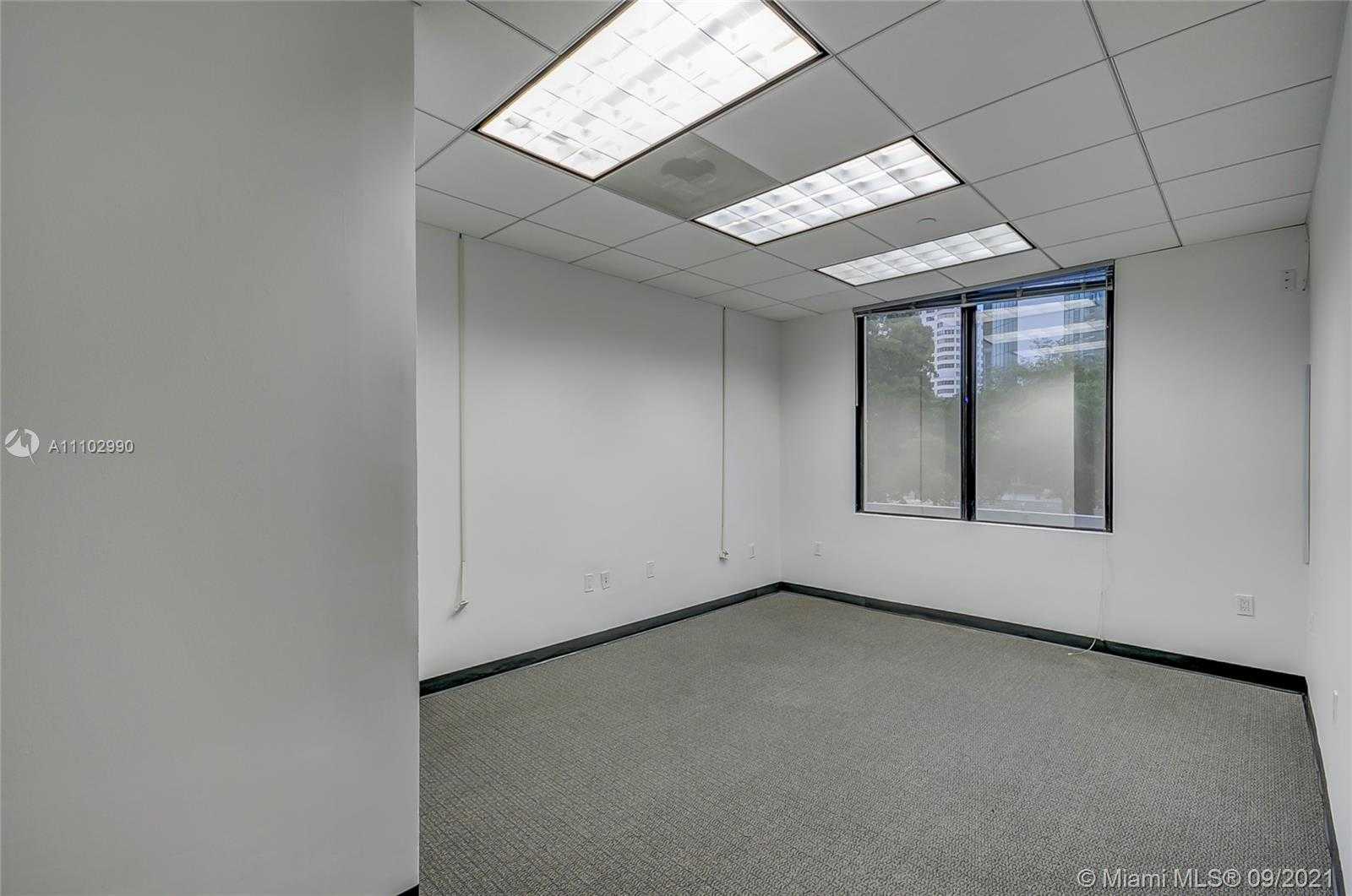 Small Image of 1000 BRICKELL AVE #2D, Miami Number 24