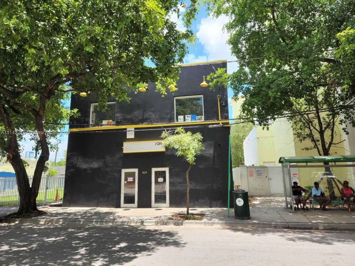 Small Image of 1525 NW 3rd Ave, Miami, FL 33136, USA Number 2