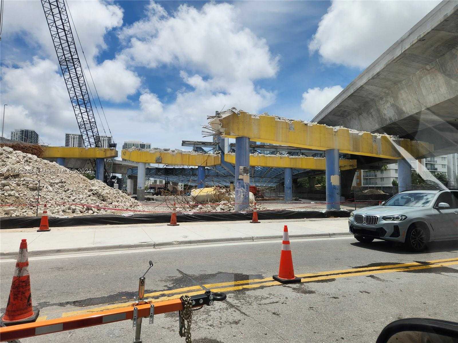 Small Image of 1525 NW 3rd Ave, Miami, FL 33136, USA Number 34