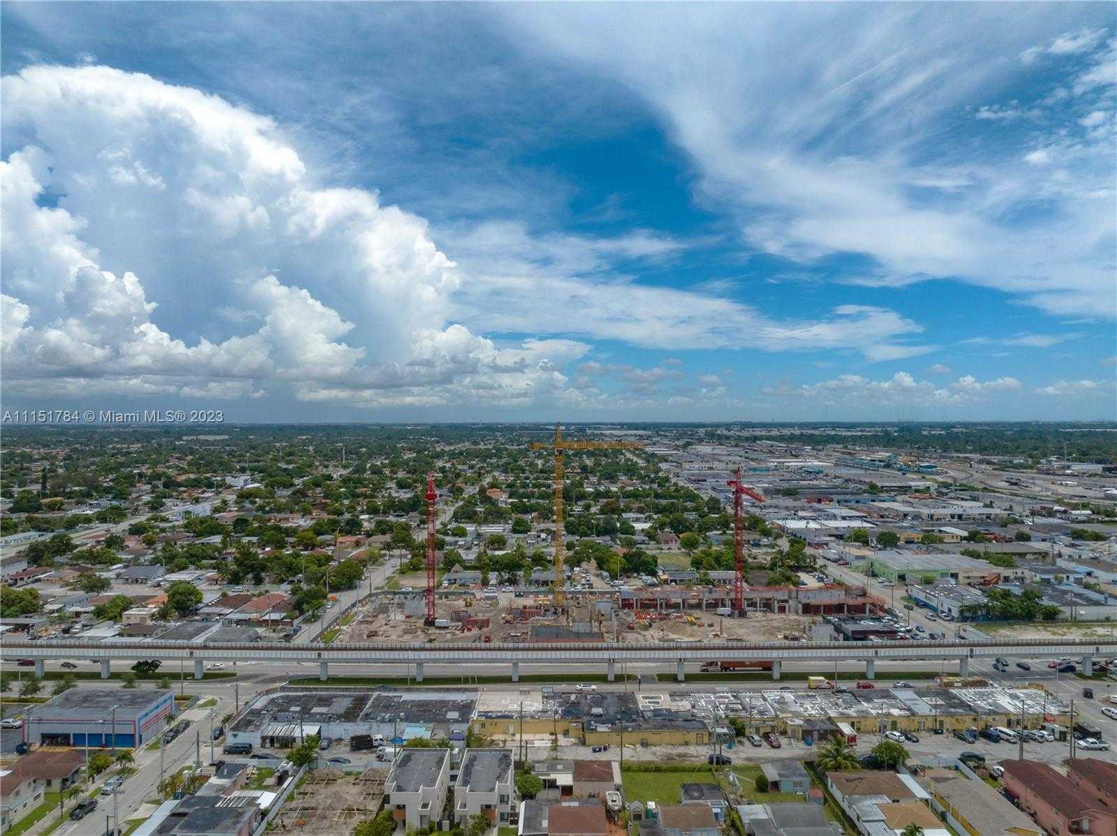 Small Image of 1040 EAST 26TH STREET, Hialeah Number 39