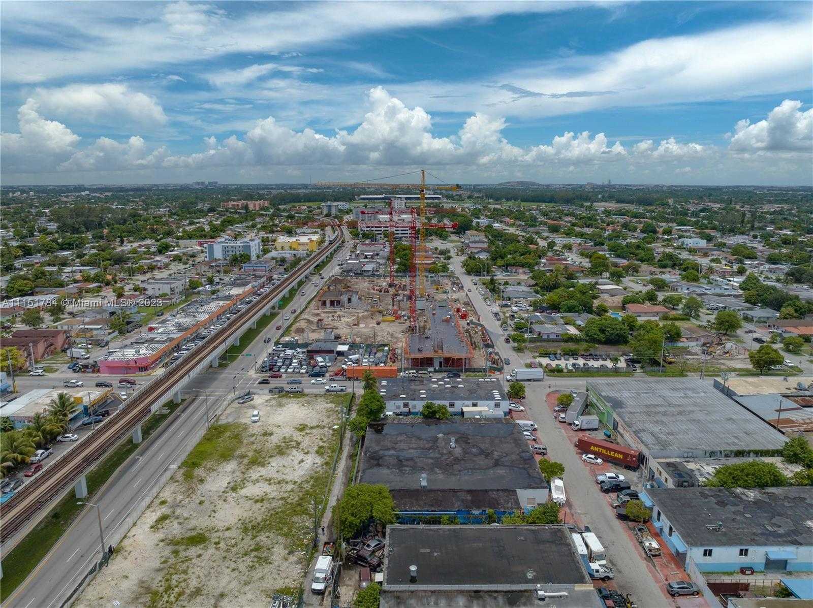 Small Image of 1040 EAST 26TH STREET, Hialeah Number 43