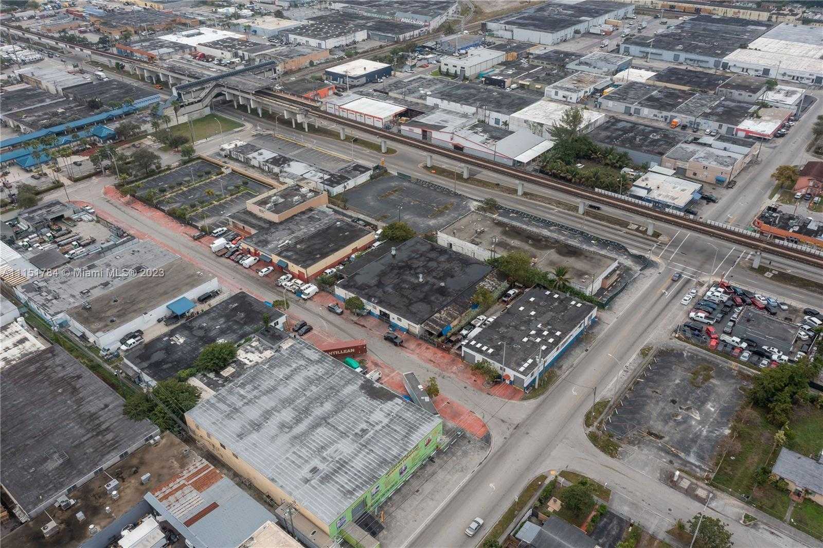 Small Image of 1040 EAST 26TH STREET, Hialeah Number 6