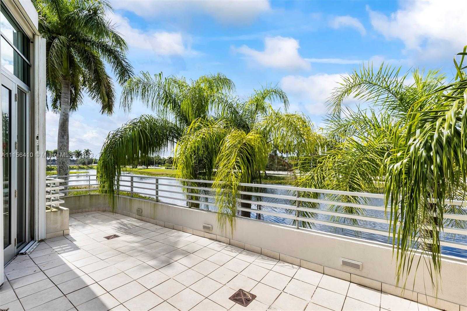 Small Image of 1455 N Park Dr, Weston, FL 33326, USA Number 33