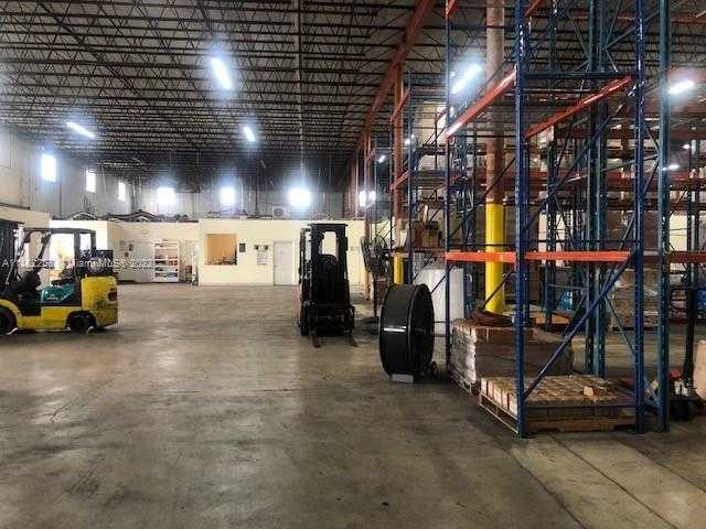 Small Image of 6990 NORTH WEST 25TH ST, Miami Number 2