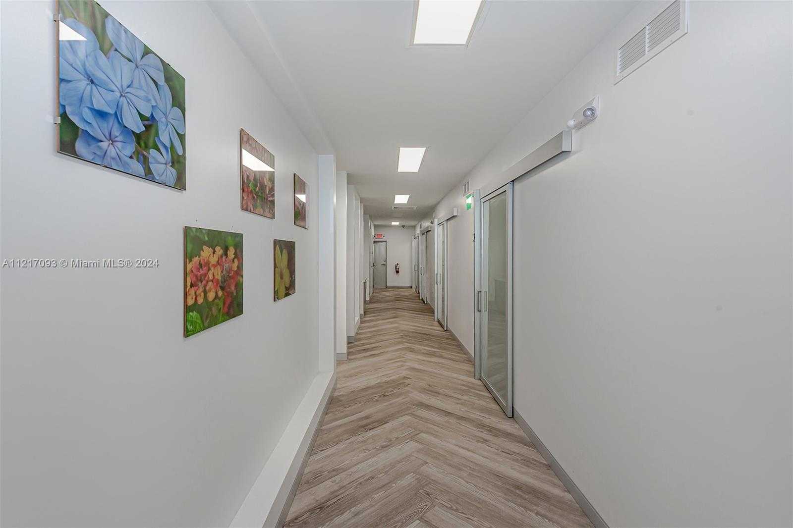 Small Image of 7700 DAVIE ROAD EXT, Hollywood Number 39