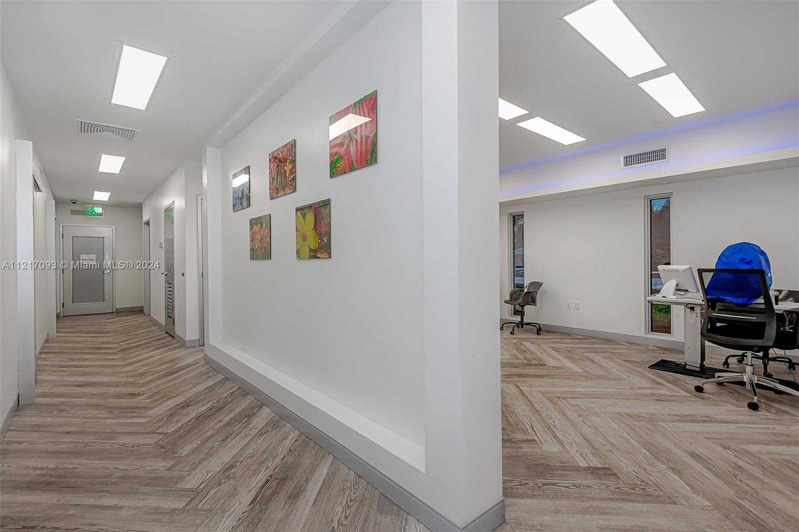 Small Image of 7700 DAVIE ROAD EXT, Hollywood Number 54
