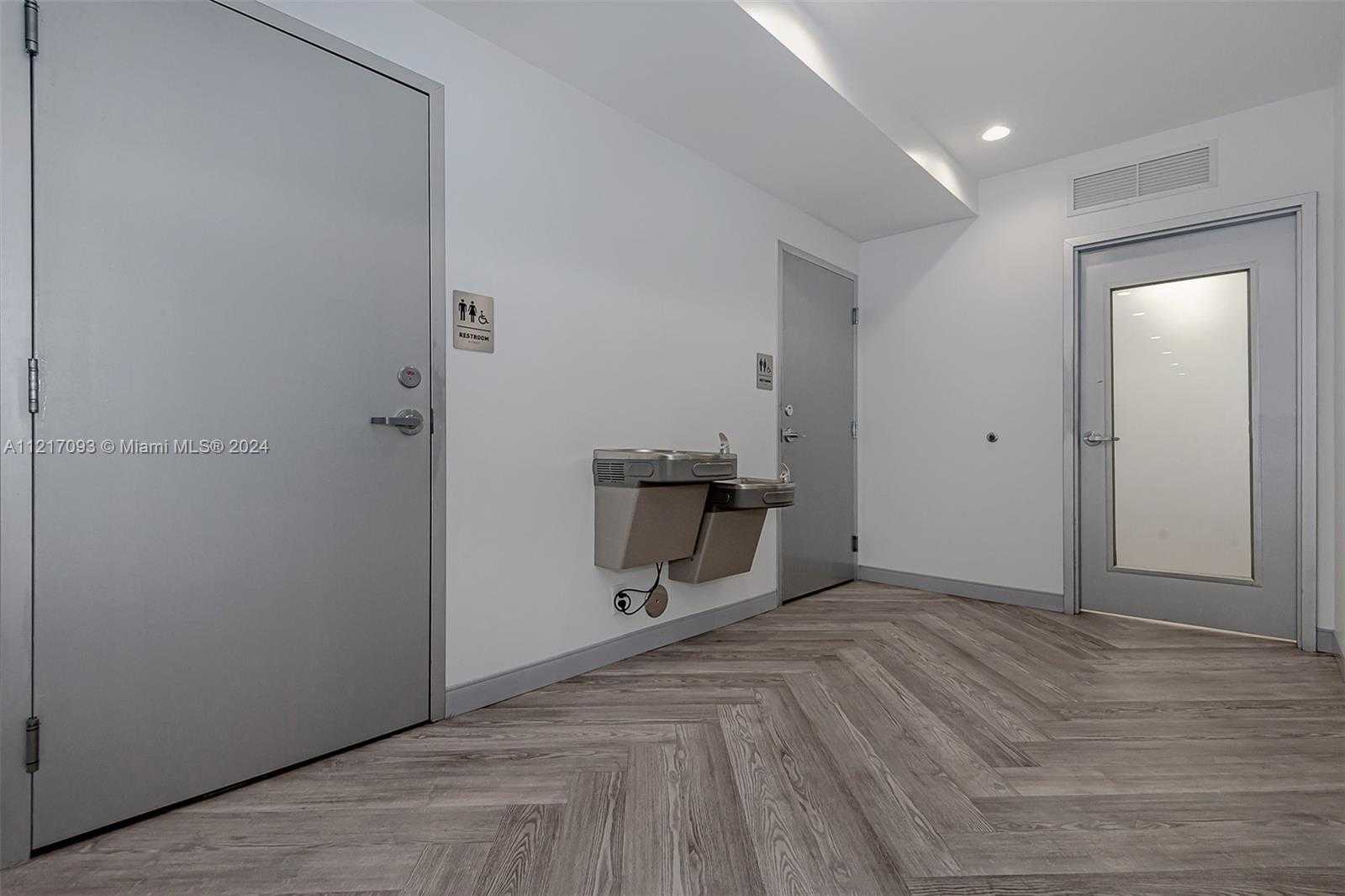 Small Image of 7700 DAVIE ROAD EXT, Hollywood Number 66