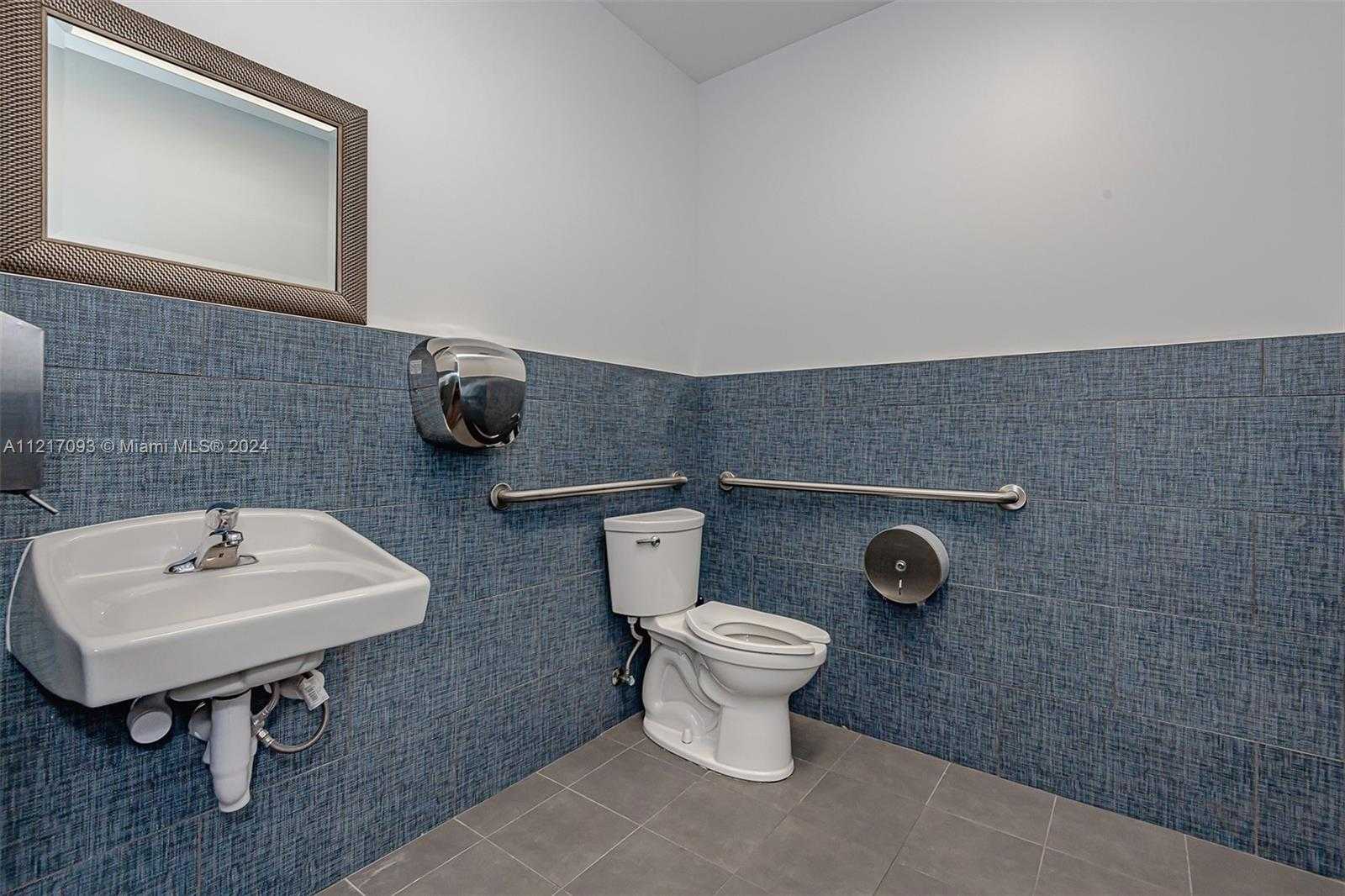 Small Image of 7700 DAVIE ROAD EXT, Hollywood Number 67