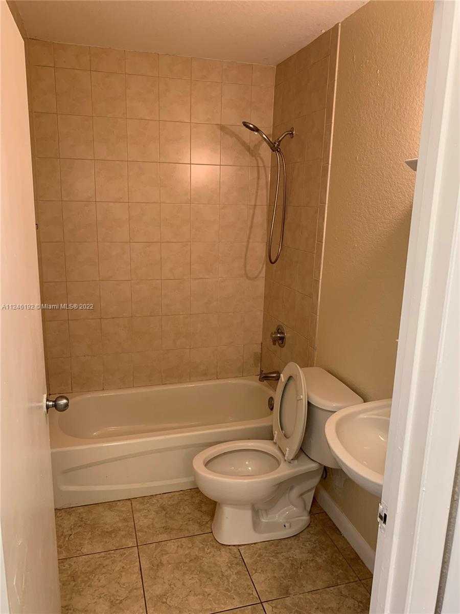 Small Image of 3837 NORTH WEST 76TH WAY, Davie Number 16