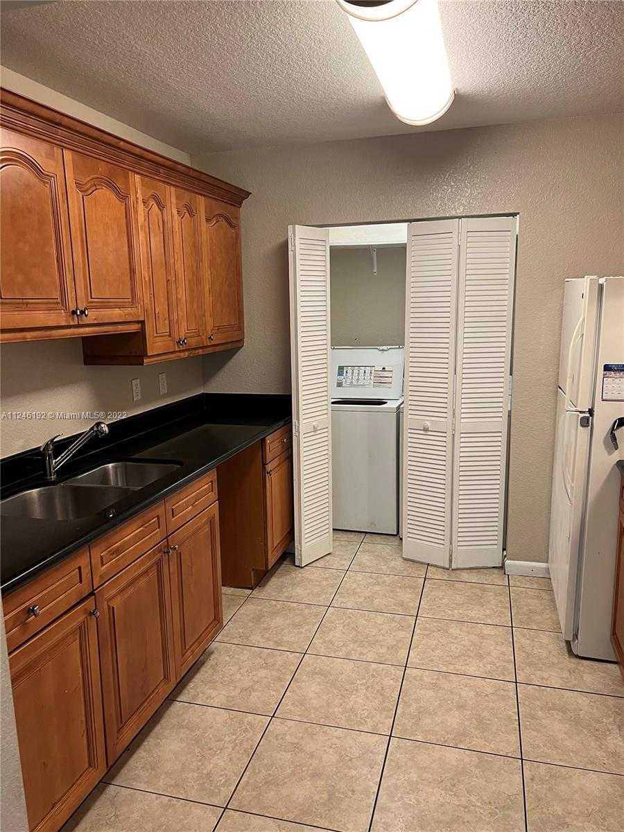 Small Image of 3837 NORTH WEST 76TH WAY, Davie Number 21