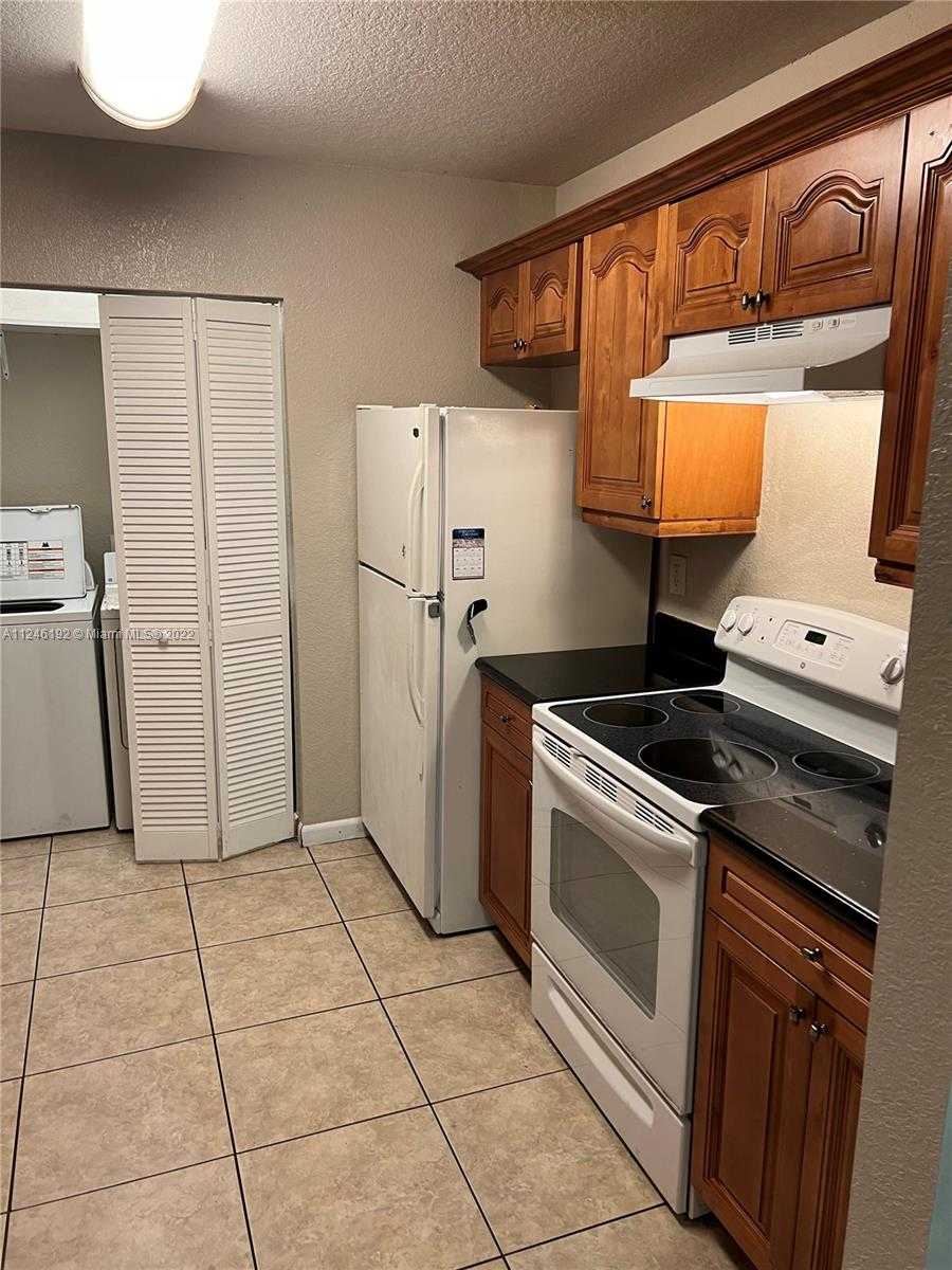 Small Image of 3837 NORTH WEST 76TH WAY, Davie Number 22