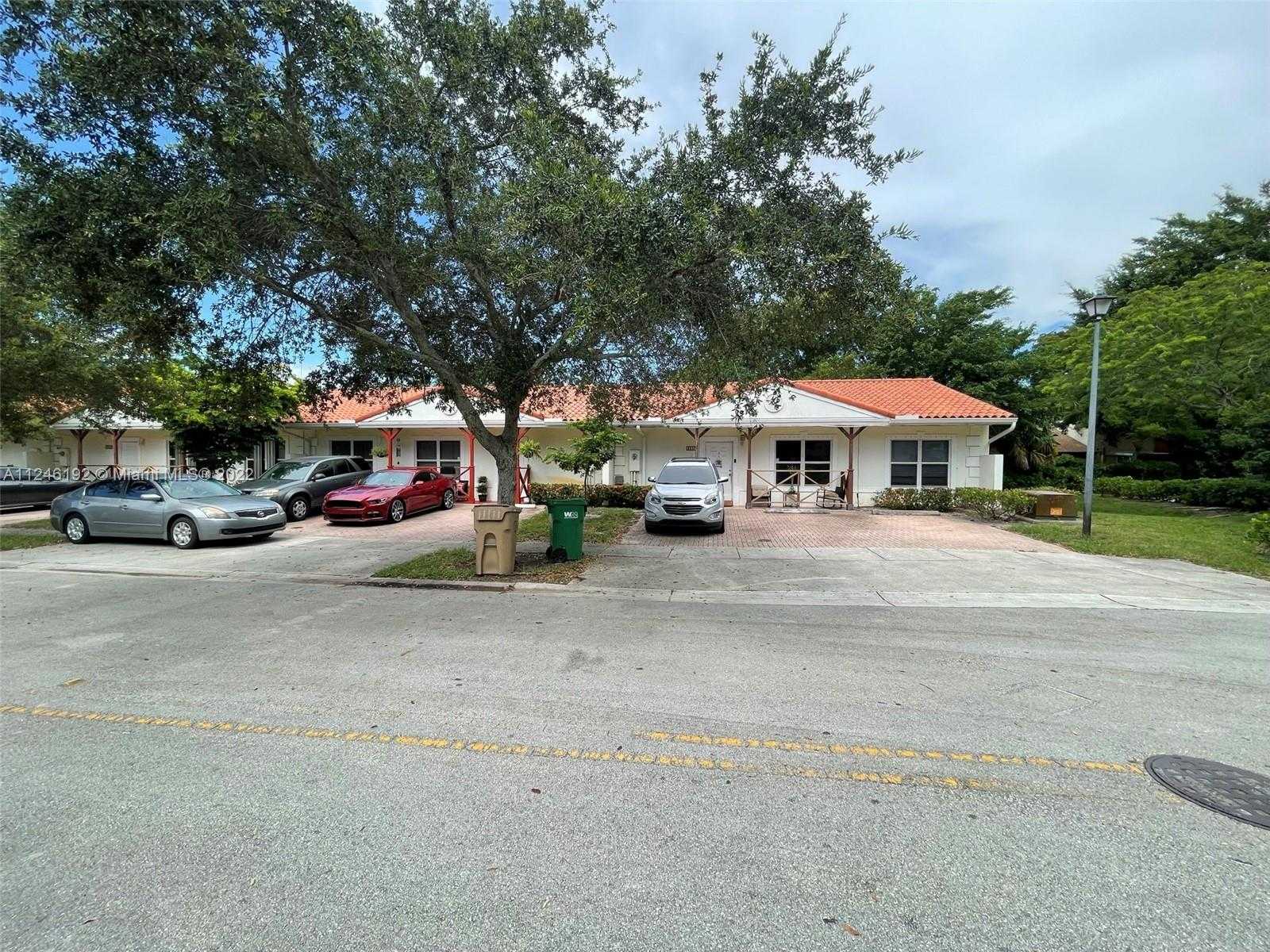 Small Image of 3837 NORTH WEST 76TH WAY, Davie Number 31