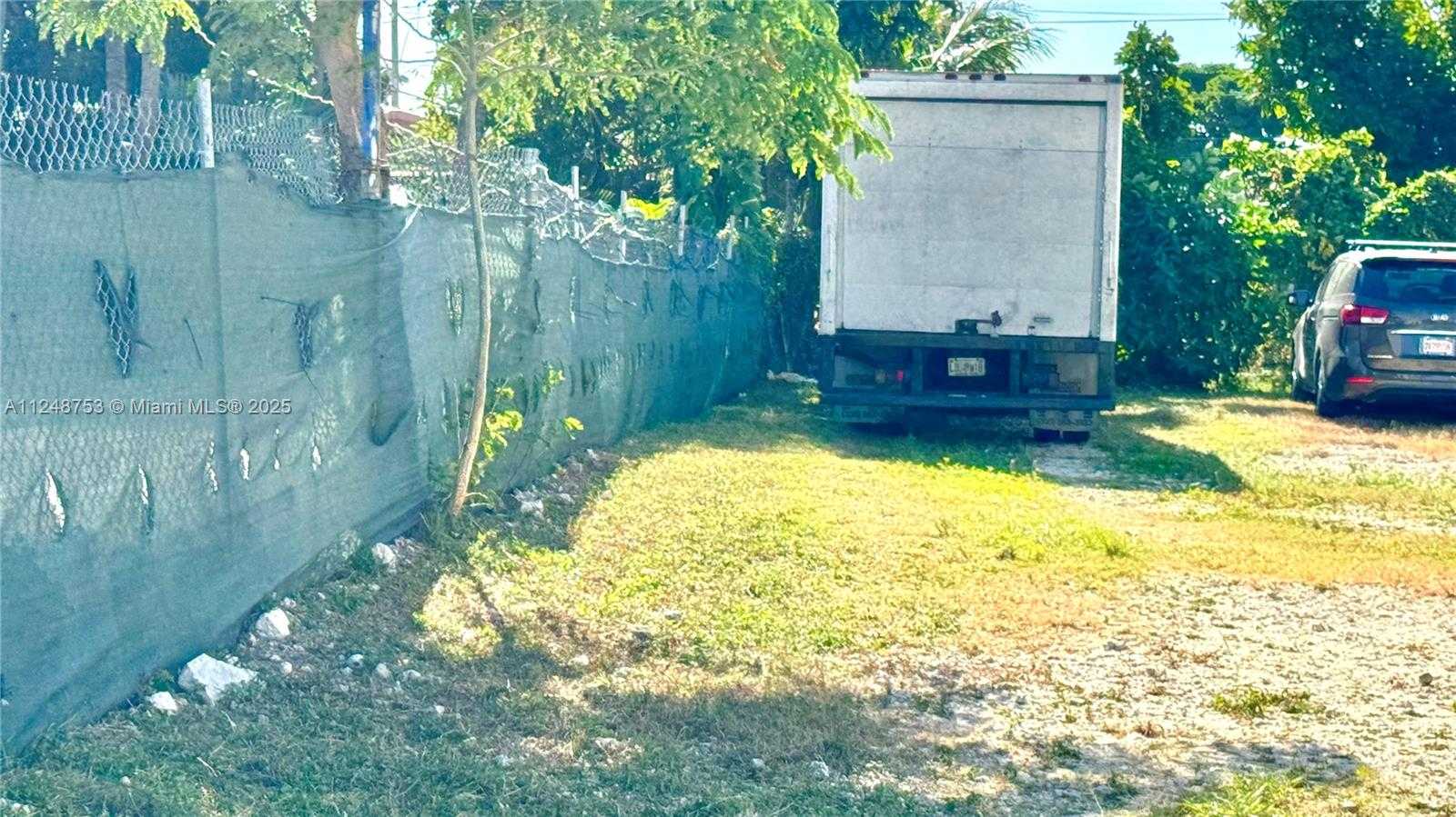 Small Image of 1750 NORTH WEST 7TH ST, Miami Number 11