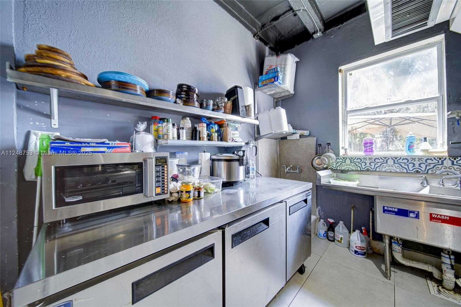 Small Image of 1750 NORTH WEST 7TH ST, Miami Number 30