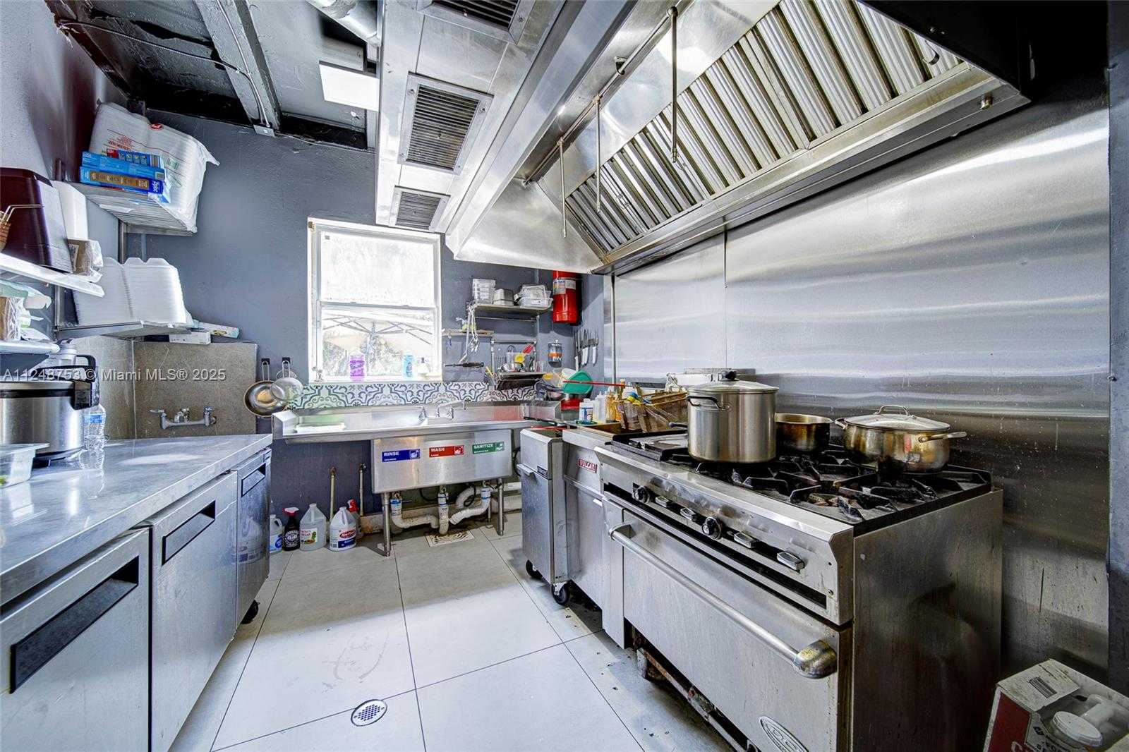 Small Image of 1750 NORTH WEST 7TH ST, Miami Number 38