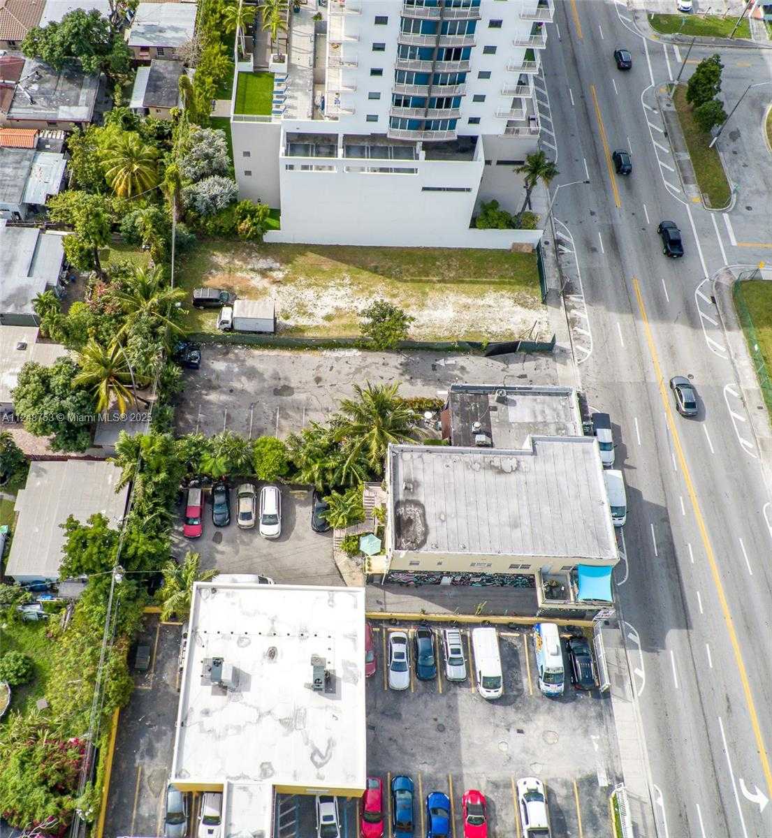 Small Image of 1750 NORTH WEST 7TH ST, Miami Number 45