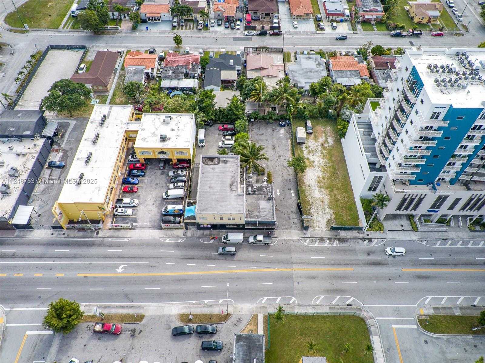Small Image of 1750 NORTH WEST 7TH ST, Miami Number 50