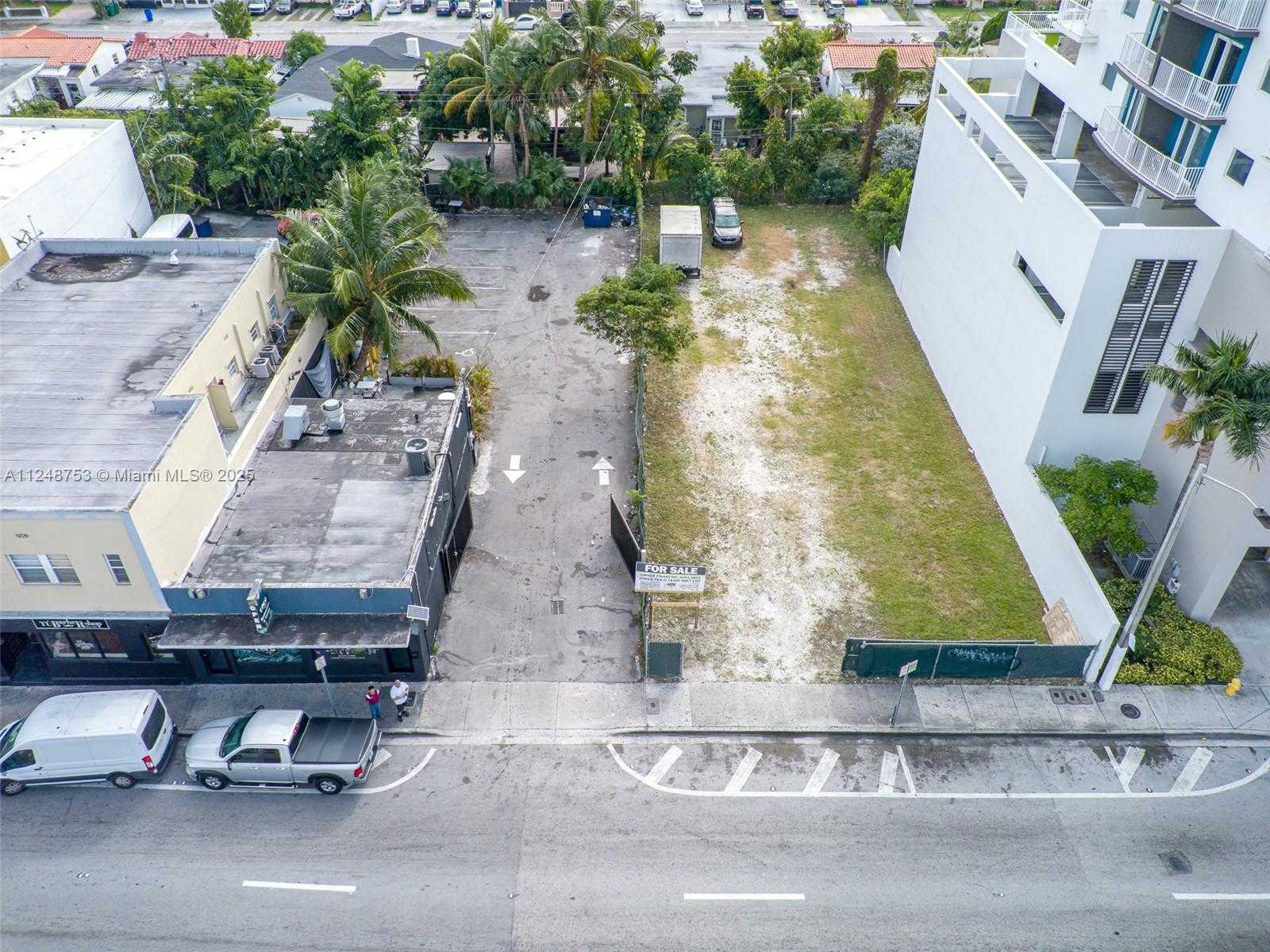 Small Image of 1750 NORTH WEST 7TH ST, Miami Number 55