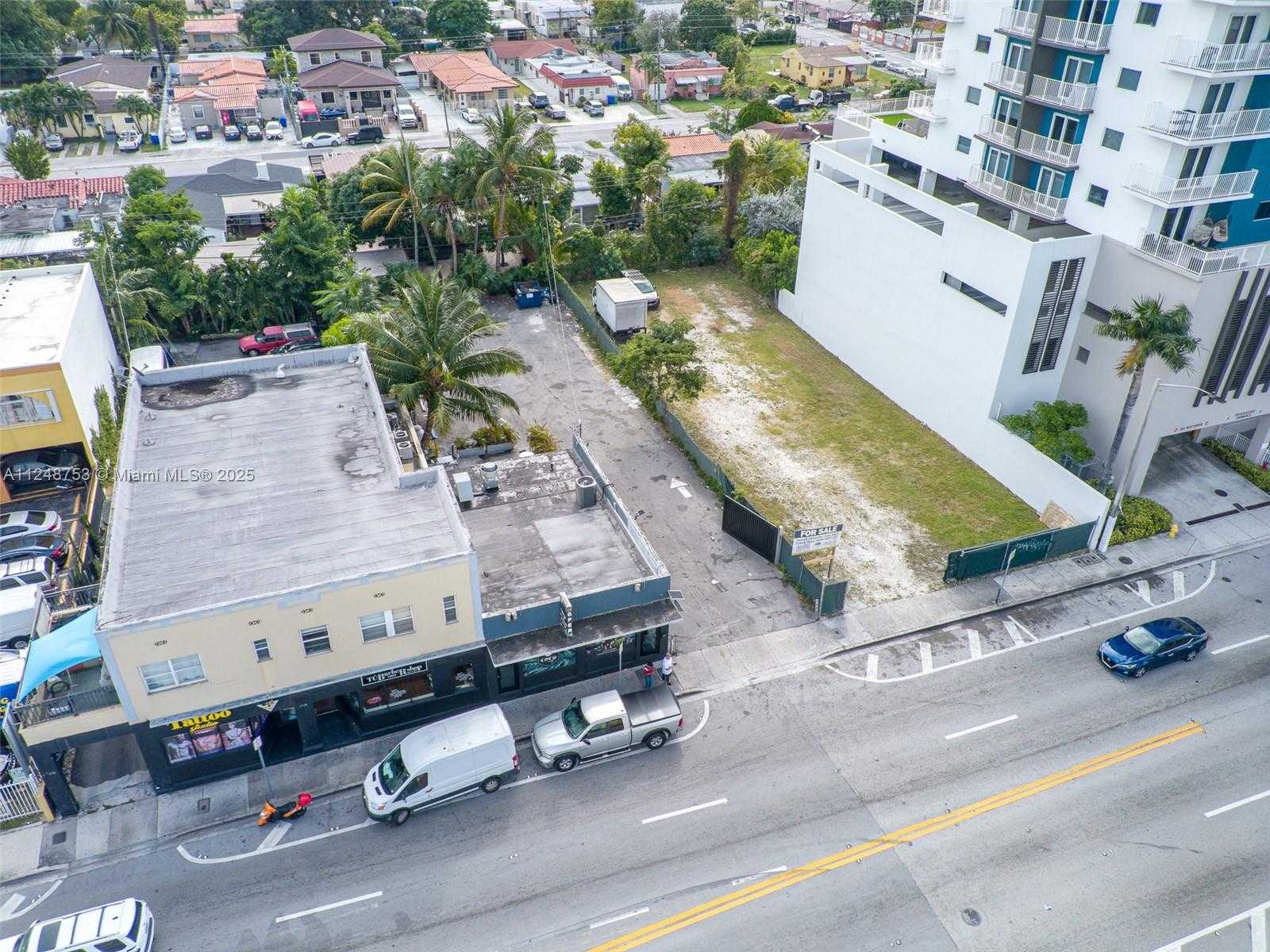 Small Image of 1750 NORTH WEST 7TH ST, Miami Number 56