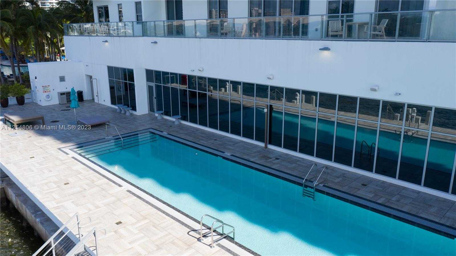 Small Image of 4010 SOUTH OCEAN DR #CU-1, Hollywood Number 3