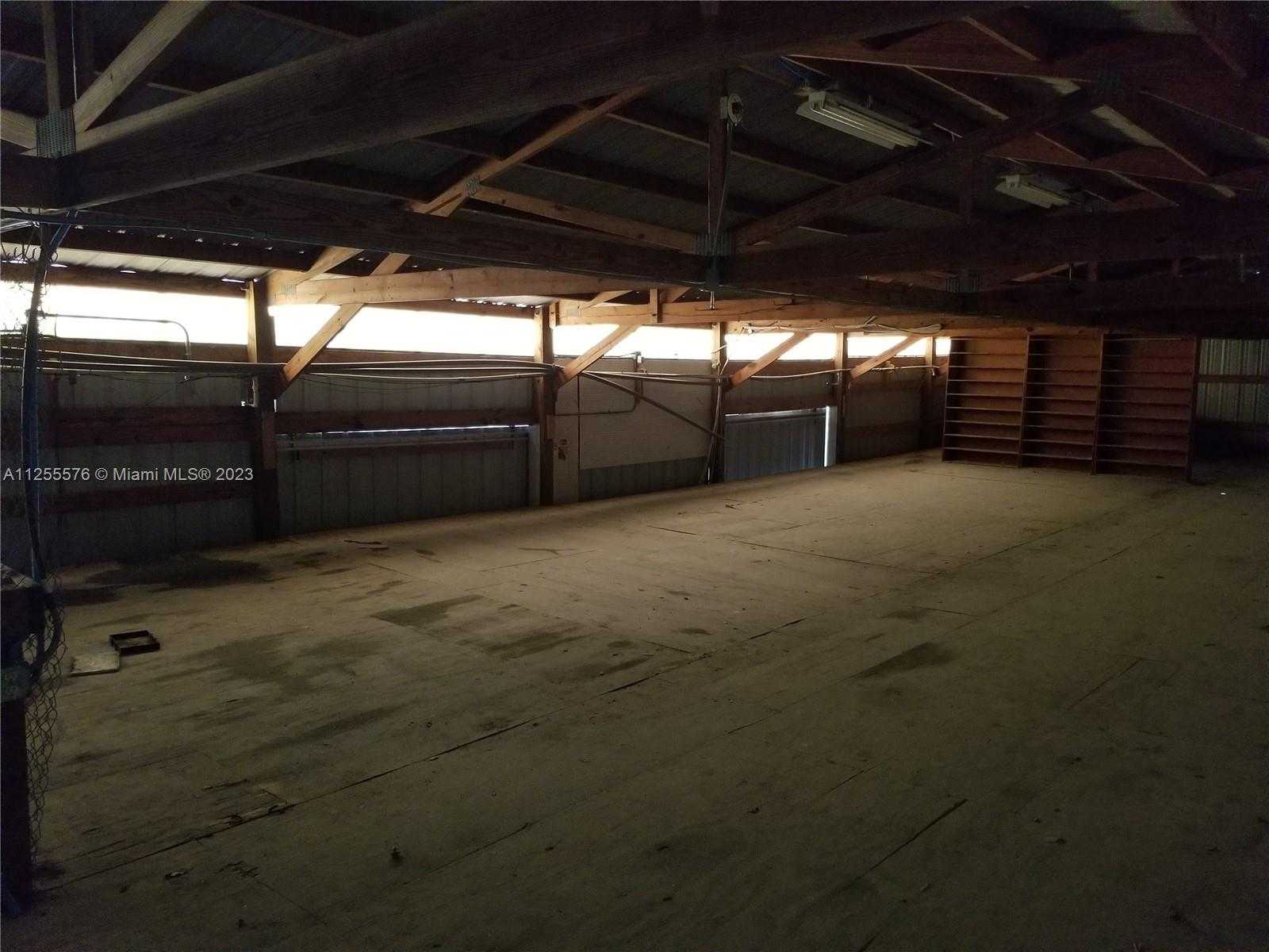 Small Image of 10660 SUMMERLAND DR, Out of City Number 13