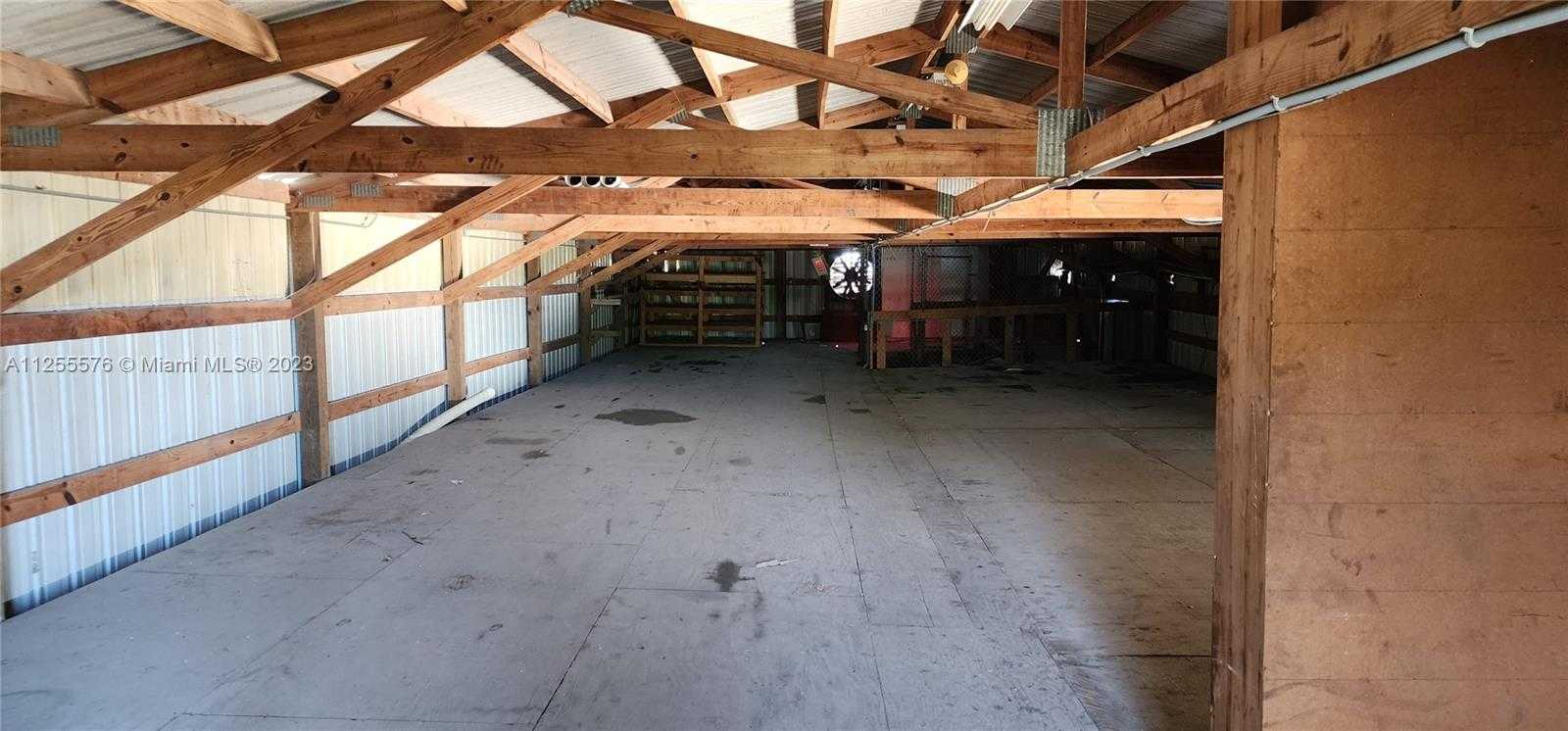 Small Image of 10660 SUMMERLAND DR, Out of City Number 15