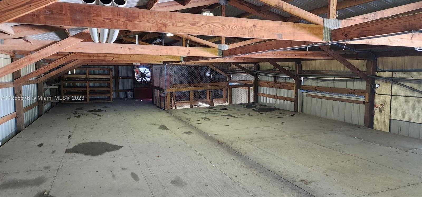 Small Image of 10660 SUMMERLAND DR, Out of City Number 17