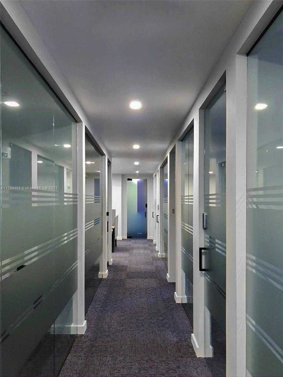 Small Image of 800 BRICKELL AVE #4, Miami Number 11