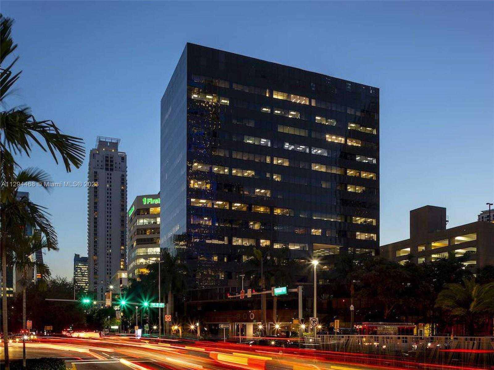 Small Image of 800 BRICKELL AVE #4, Miami Number 31