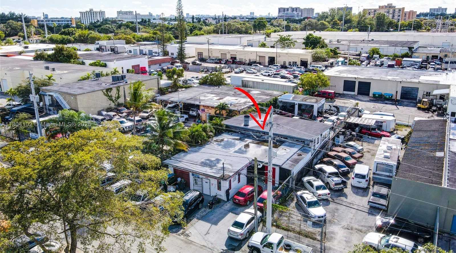 Small Image of 1420 NORTH EAST 131ST ST, North Miami Number 2