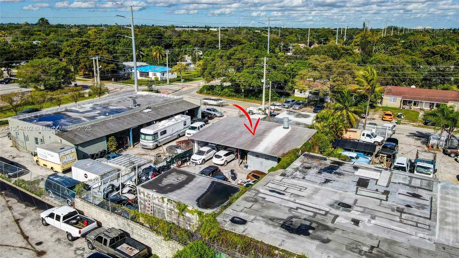 Small Image of 1420 NORTH EAST 131ST ST, North Miami Number 3