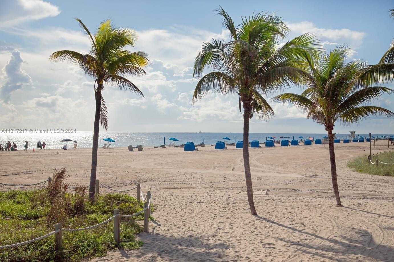 Small Image of 3212 NORTH EAST 10TH ST, Pompano Beach Number 14