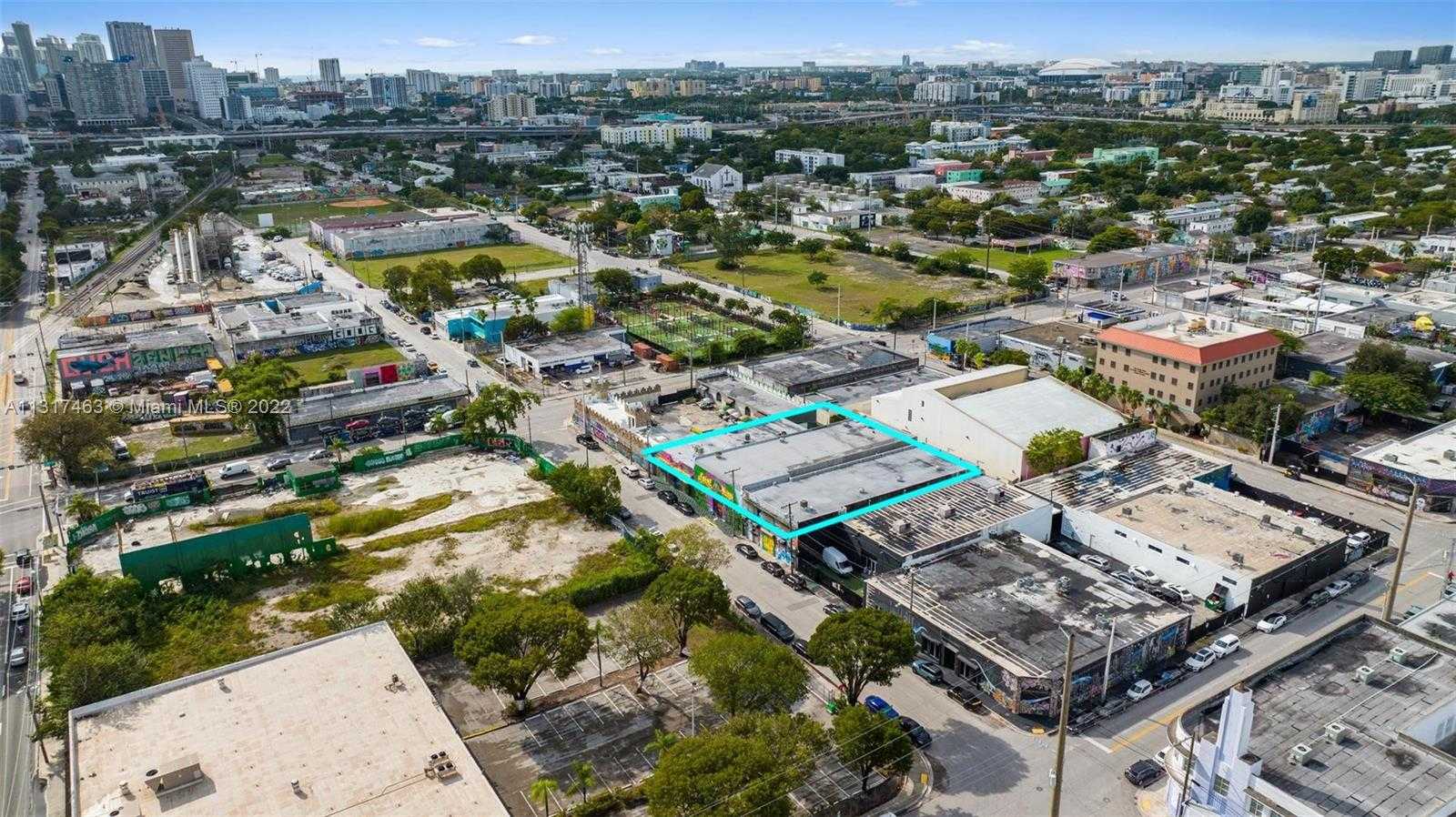 Small Image of 2010 NORTH WEST MIAMI CT, Miami Number 4