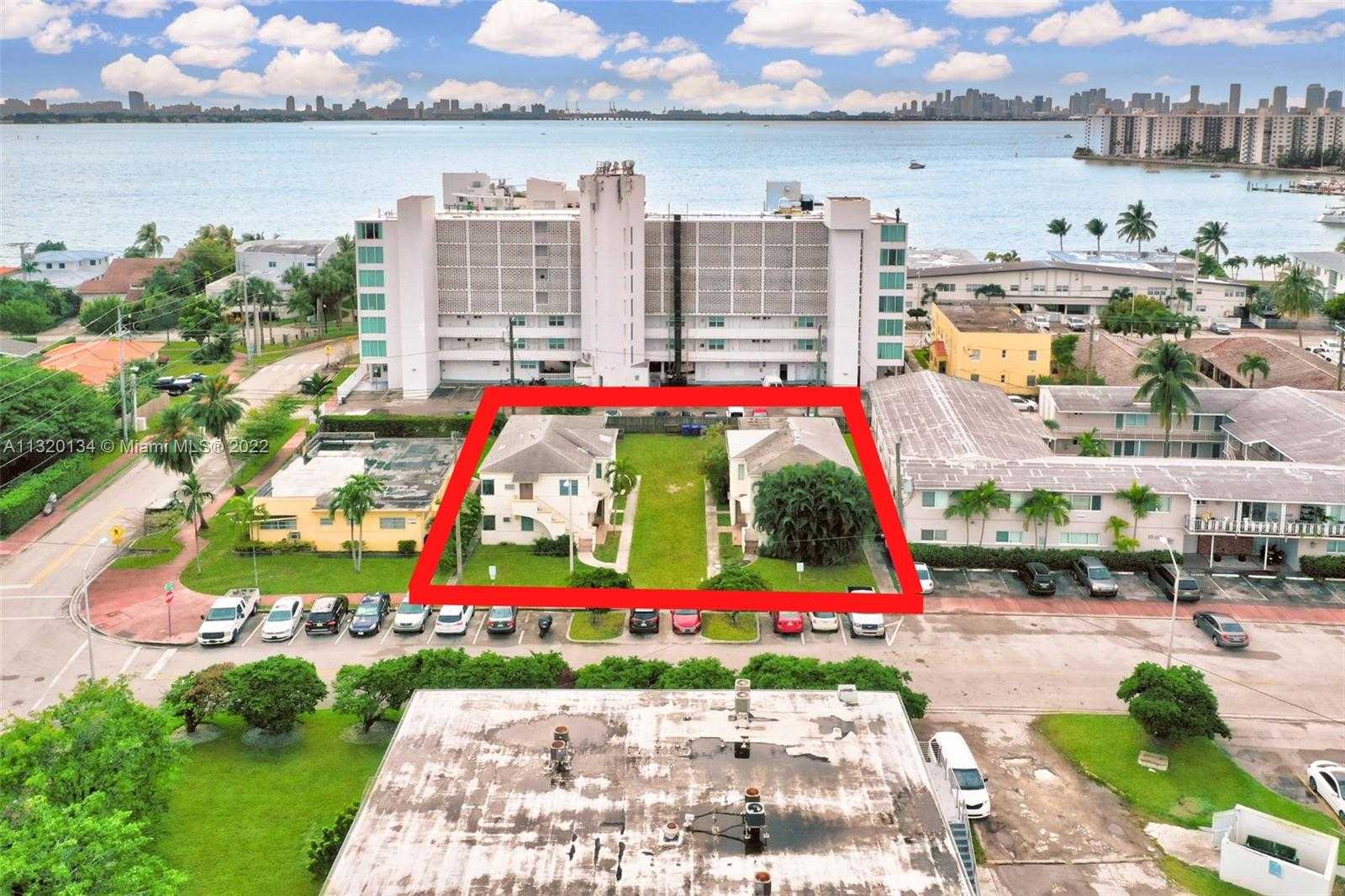 Small Image of 1910 BIARRITZ DR, Miami Beach Number 4