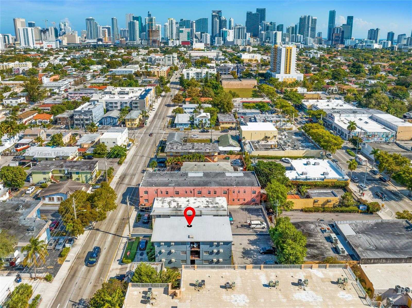 Small Image of 1050 SOUTH WEST 7TH ST, Miami Number 17
