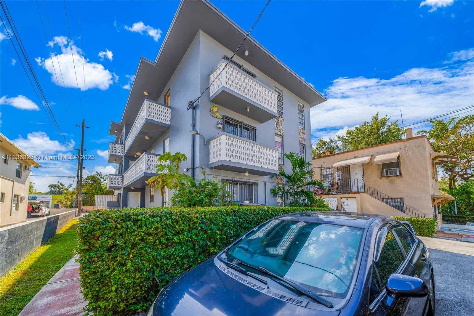 Small Image of 1050 SOUTH WEST 7TH ST, Miami Number 2
