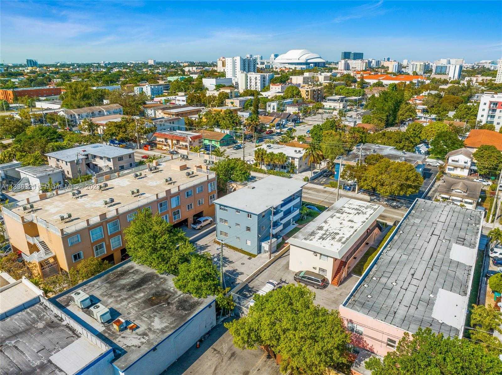 Small Image of 1050 SOUTH WEST 7TH ST, Miami Number 8