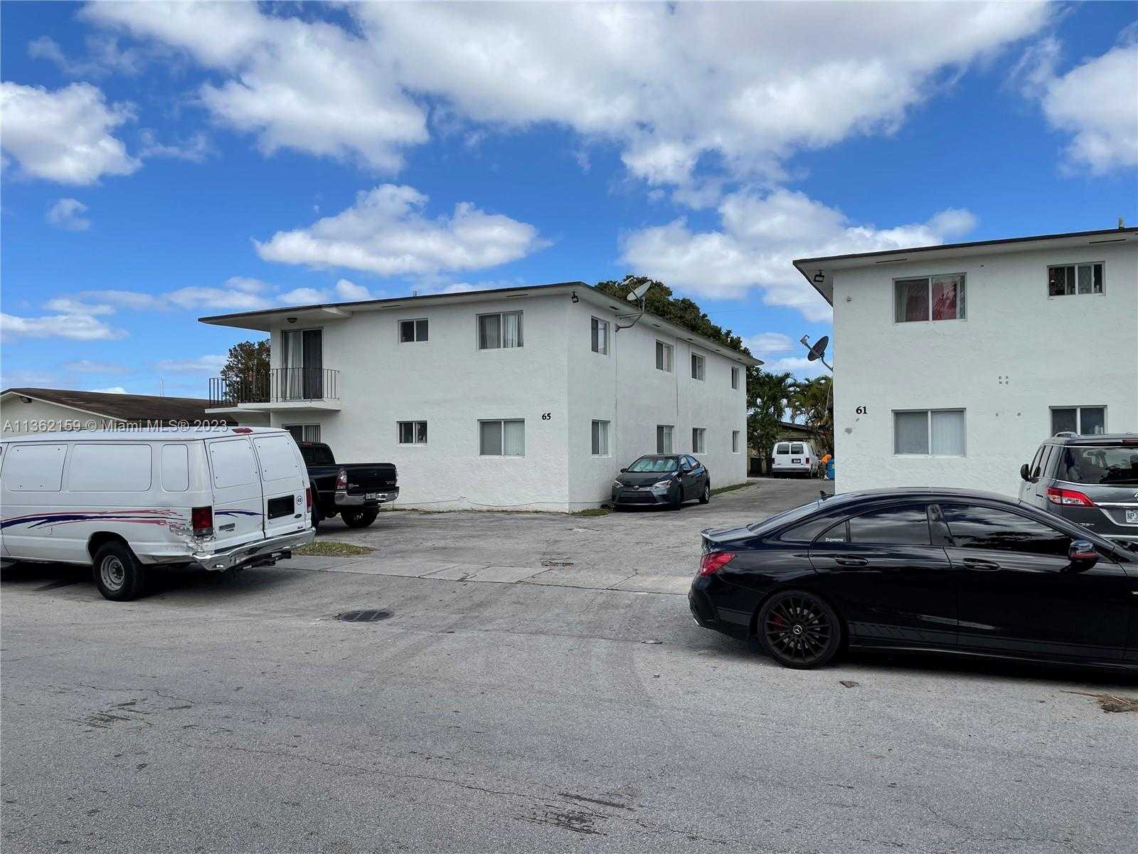 Small Image of 61 WEST 13TH ST, Hialeah Number 3