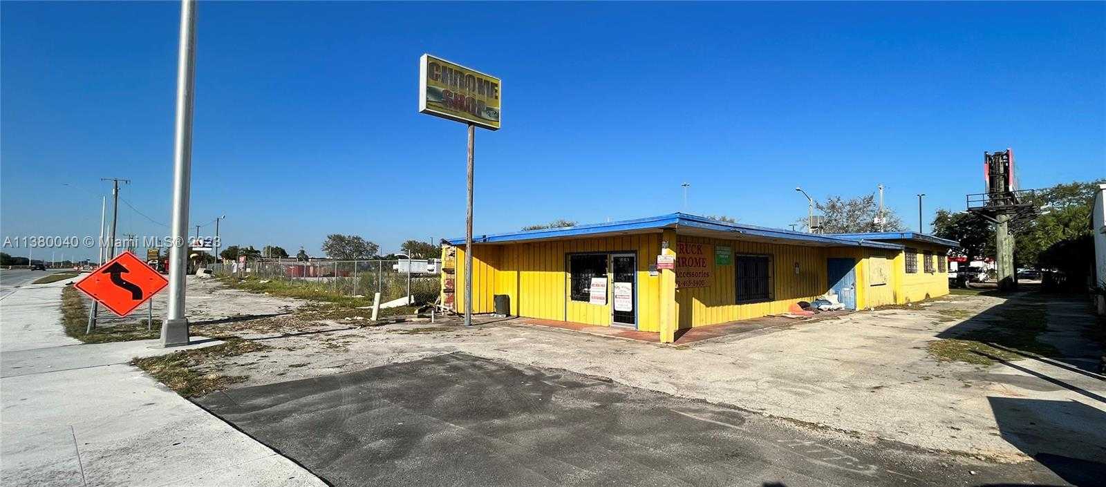 Small Image of 2860 SOUTH KINGS HWY, Fort Pierce Number 2